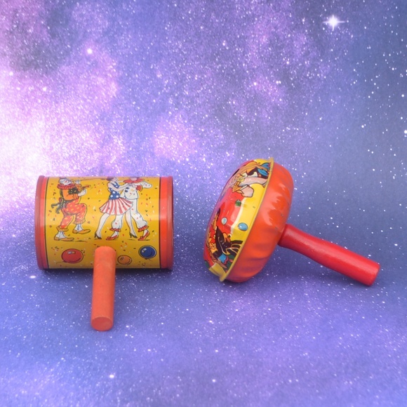Vintage Other - Vintage 2 Metal Party Noisemakers